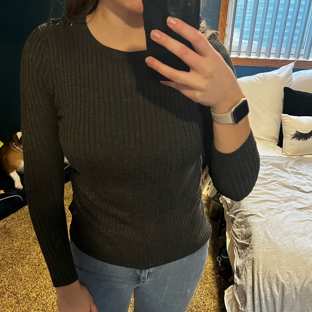 Long Sleeve Gray